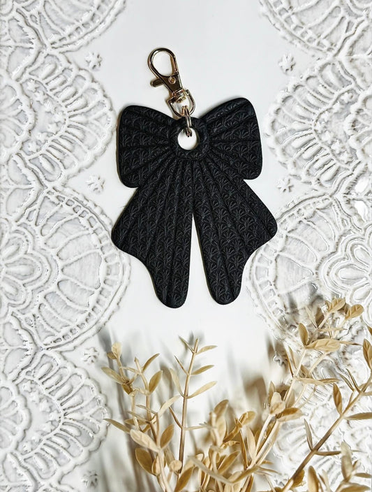Jumbo bow keychain