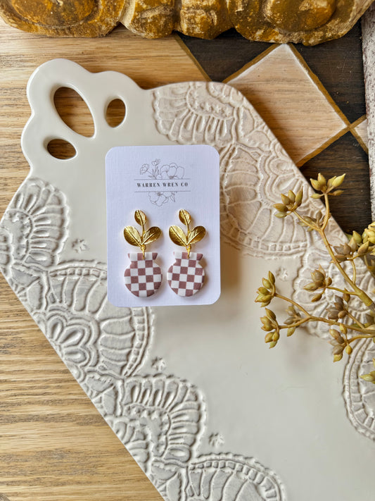 Checker Vase